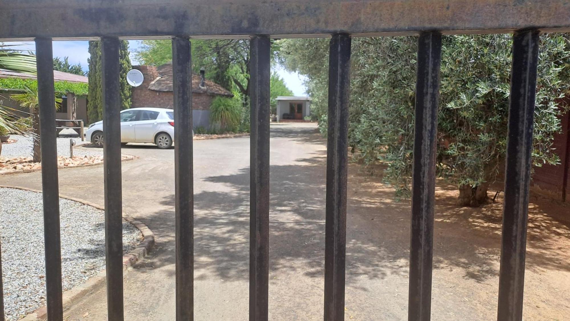 African Dawn B&B Calvinia エクステリア 写真