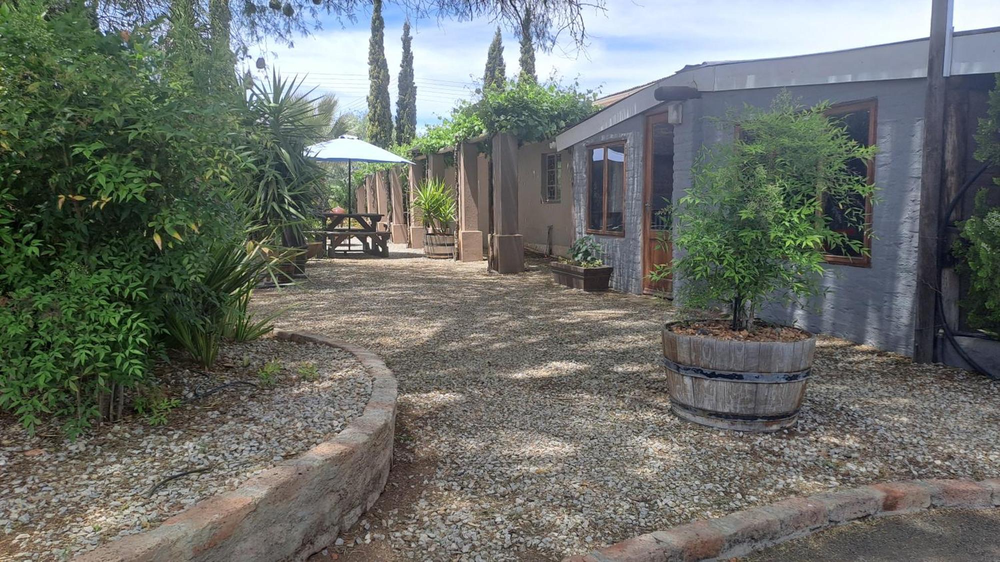 African Dawn B&B Calvinia エクステリア 写真